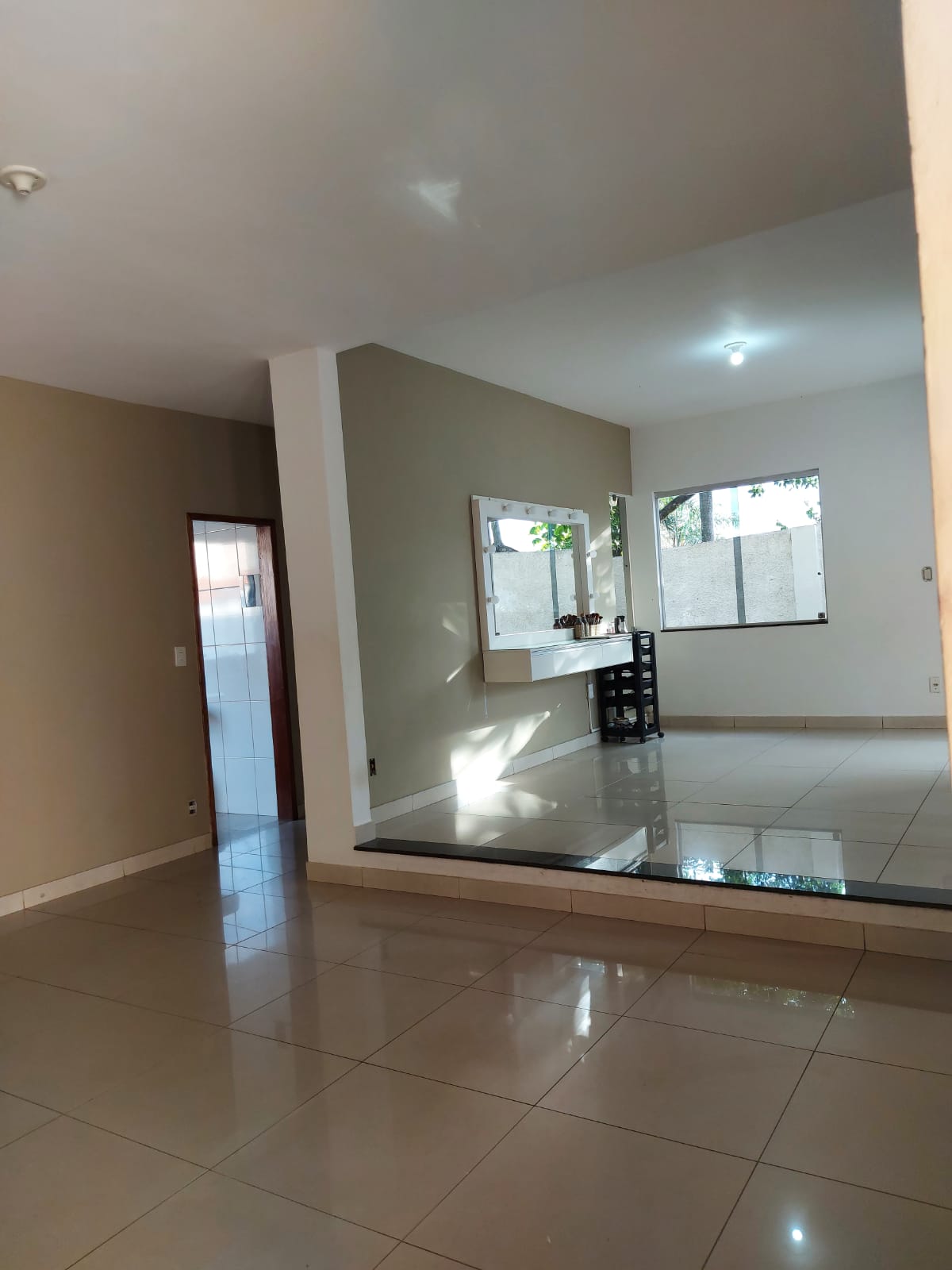 VENDO CASA-BOM JARDIM